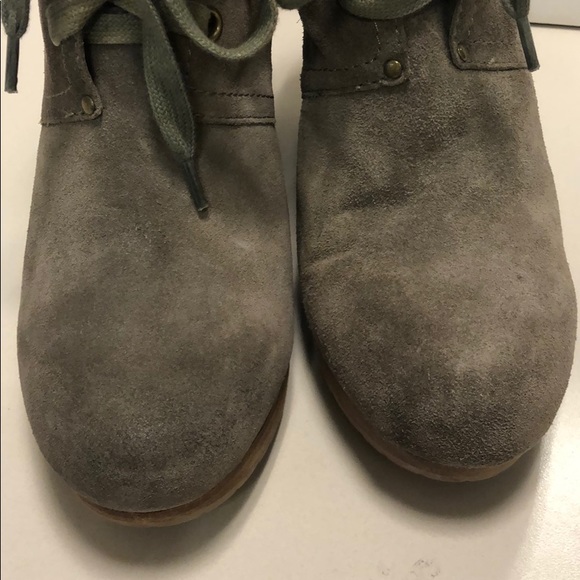 NWOT Suede wedge booties size 11 - Picture 6 of 6